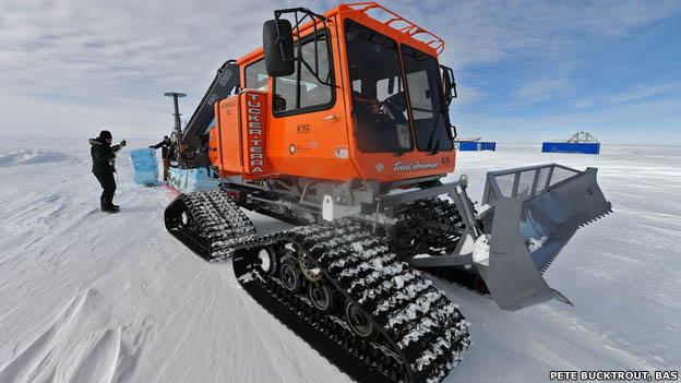 Sno-Cat vehicle